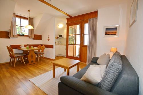 Posezení v ubytování Ferienresidenz Chiemseestrand - Apartment 20