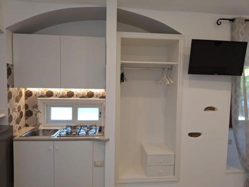 Kuchyň nebo kuchyňský kout v ubytování San Francesco Tropea Accomodation 2