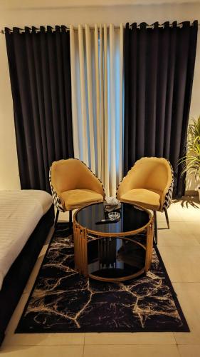 Galería fotográfica de Luxury Studio Apartment By Alvis Suite en Lahore