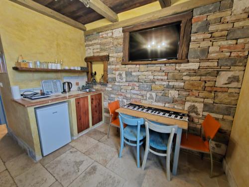 Kuchyň nebo kuchyňský kout v ubytování ArtRock Residence