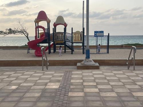 Общий вид на море или вид на море из апартаментов/квартиры