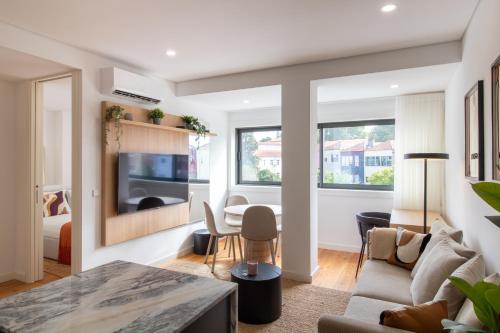 Stylish & Cozy 1BR with AC by LovelyStay