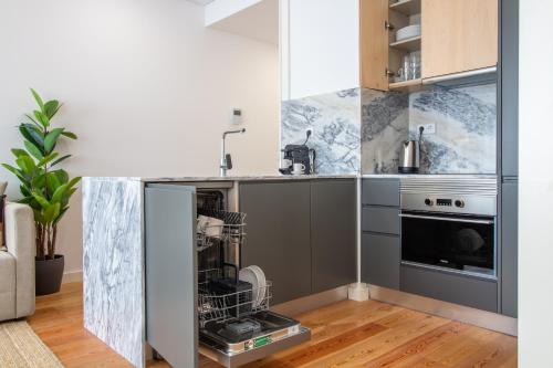 Stylish & Cozy 1BR with AC by LovelyStay