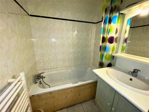 Appartement ski aux pieds Les Menuires - Animaux acceptés - FR-1-452-112