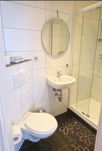 Bilik mandi di CityNest Hannover O12