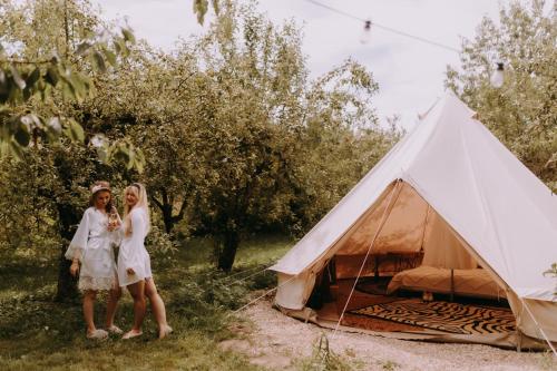 Φωτογραφία από το άλμπουμ του Arkadia Maciejówka Glamping 