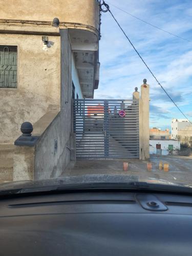 Το κτήριο όπου στεγάζεται  το διαμέρισμα
