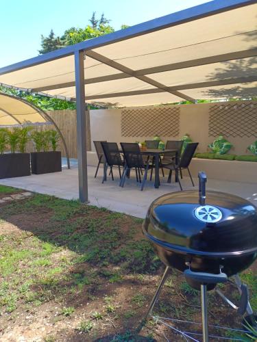 Adamis garden apartments