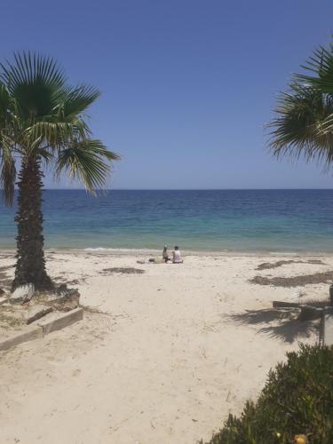 Afbeelding uit fotogalerij van Charmant Studio bord de mer à Sousse zone touristique in Port El Kantaoui