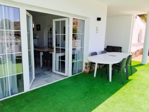 Detached Panoramic sea view Villa close to Siam park, with private swimming pool