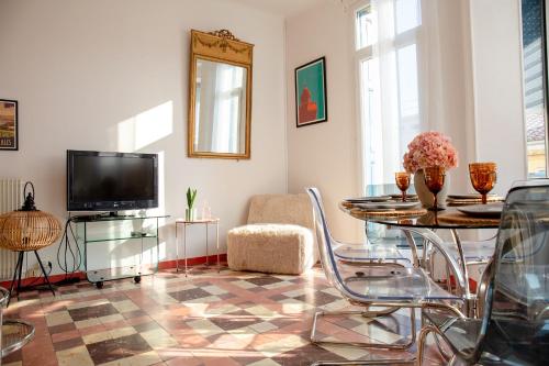 Appartements art déco centre-ville, spacieux et lumineux