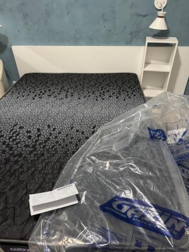 Φωτογραφία από το άλμπουμ του Nº 02 -Mini apt 5 min centro garagem, ar e cozinha σε Divinópolis