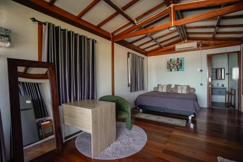 Postel nebo postele na pokoji v ubytování La Bima Beach House