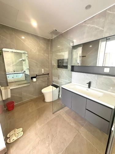 Koupelna v ubytování TINH ANH HOME