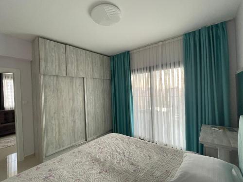 Postel nebo postele na pokoji v ubytování LUX 1BDR Cezar Resort