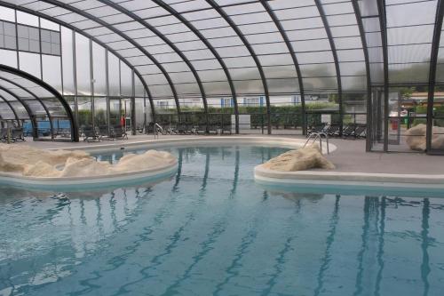 Piscina en o cerca de Camping des Roses