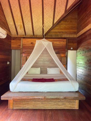 Gallery image of The Cliff and River Jungle Resort ภูผาและลำธารรีสอร์ท in Ban Bang Thong