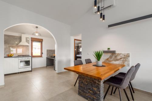 Apartments Picok
