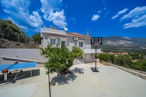 Γενική θέα στο βουνό ή θέα στο βουνό από  αυτή η βίλα