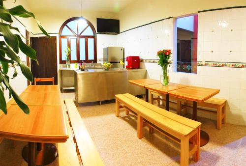 Η κουζίνα ή μικρή κουζίνα στο Hostal de Las Américas