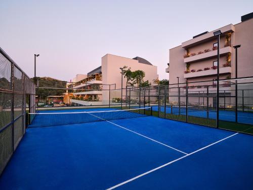Tenis dan/atau kemudahan skuasy di XO CAPE ARNNA Fethiye atau berdekatan