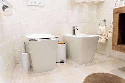 Desiree Luxury House- vasca idromassaggio photo 37