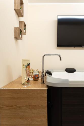Desiree Luxury House- vasca idromassaggio photo 57