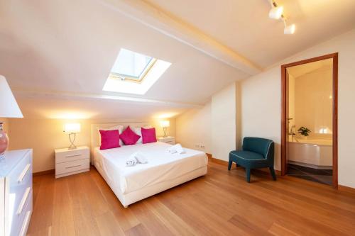 Exquisite 2-Br apartment 3 minutes from la Croisette