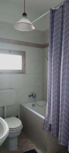 Ένα μπάνιο στο residenza LA NOA