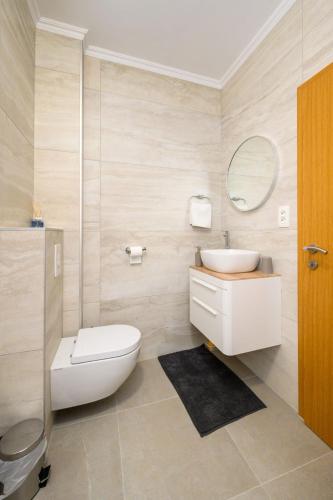 Ένα μπάνιο στο Apartments Deak