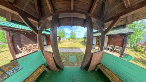 Κήπος έξω από το Spacious Wooden House Zabljak Retreat