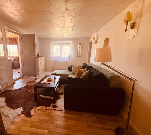 Χώρος καθιστικού στο Cottage Luca