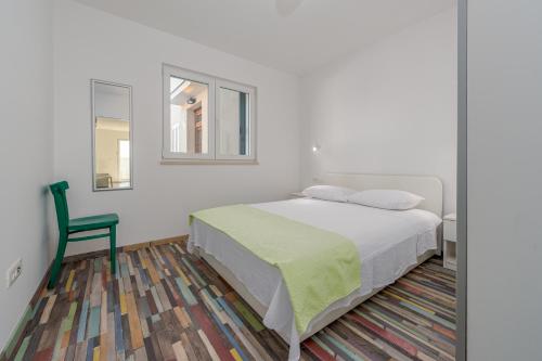 Beachfront Apartments Villa Šiša