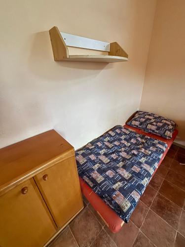 Postel nebo postele na pokoji v ubytování Ubytovanie u Heleny