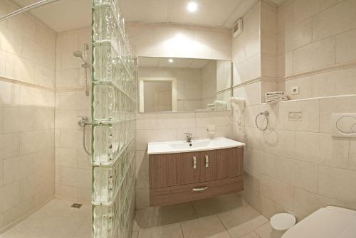 Luxury apartment residence La Joya - near to the sea