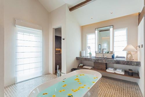 Gambar di galeri bagi Hotel NANDANA di Diannan