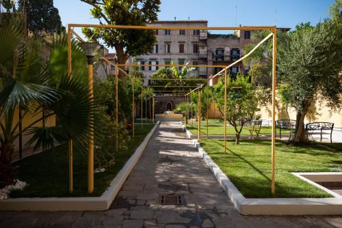 Κήπος έξω από το Residenza Leone XIII