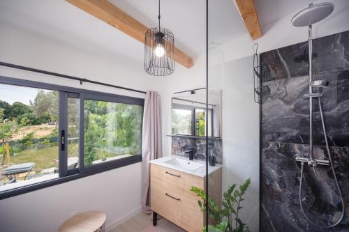 Studio cosy avec piscine les Accatine 2