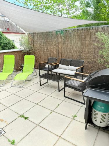 Relax auf der Terrasse in Wien