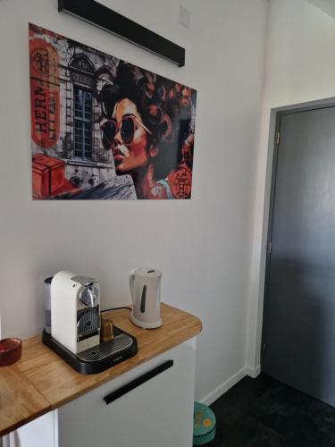 Kuchyň nebo kuchyňský kout v ubytování Chambre spacieuse 30m2