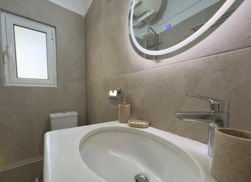 Gallery image of Cozy Corner in Exarchia by MΡS in Athens