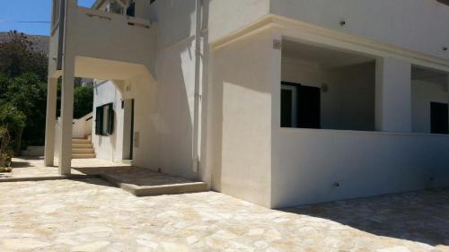 Foto dalla galleria di Sol apartman a Pag