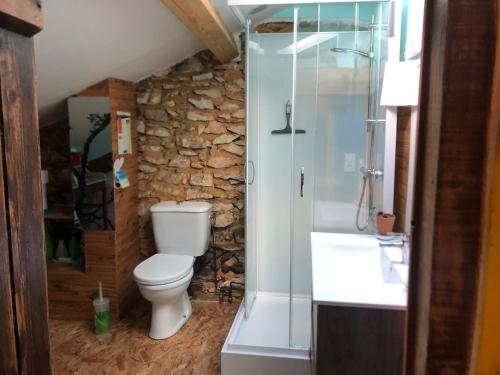 Koupelna v ubytování PARKING pour petit transporteur de passage, calme no stress assuré