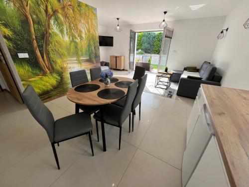 Wczasy Chmielno Apartament Oliwkowy