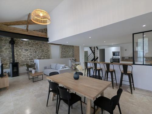 La Remise loft de caractère et grand garage