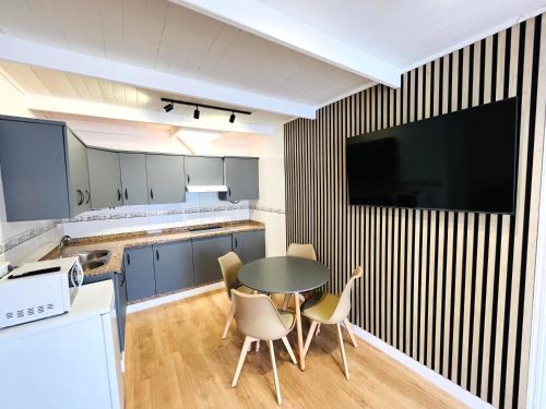 Peaceful and private chalet with terrace