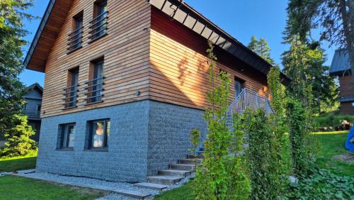 Budova, kde se apartmán nachází