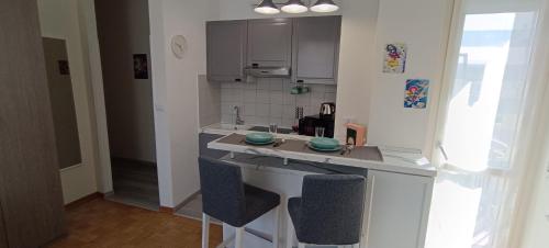 Η κουζίνα ή μικρή κουζίνα στο Appartamento Volta