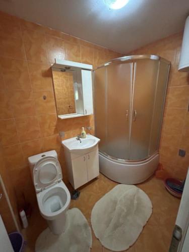 Renome apartmaniにあるバスルーム