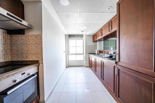 Kuchyň nebo kuchyňský kout v ubytování شقق التجوري Al-Tjouri Apartments